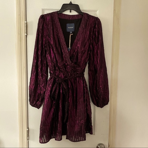 Modcloth Dresses & Skirts - ModCloth Time to Shine Minidress Size M NWT